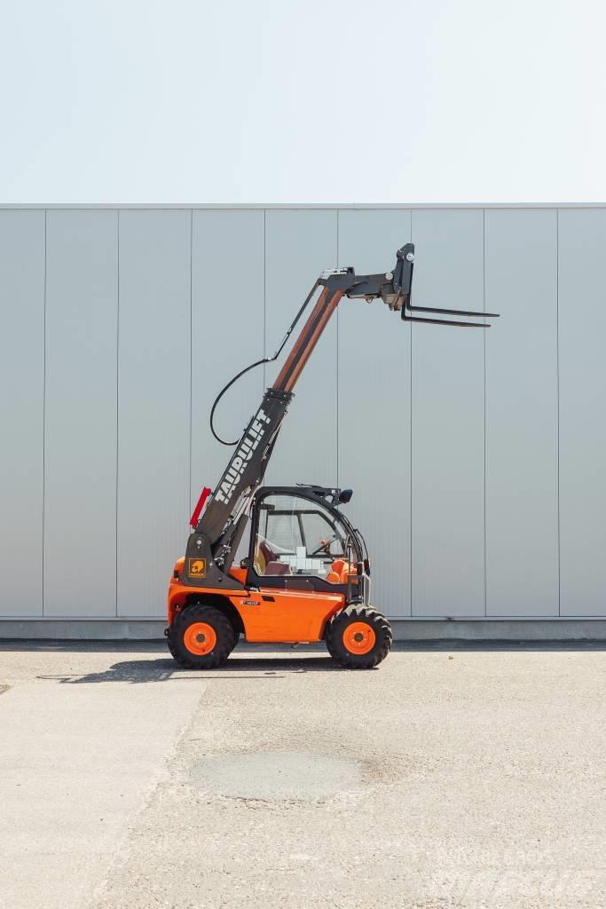Ausa T 144 H Teleskoplastere