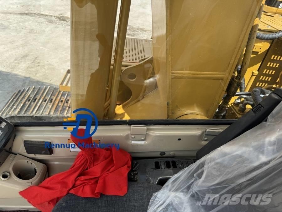 CAT 320B Beltegraver
