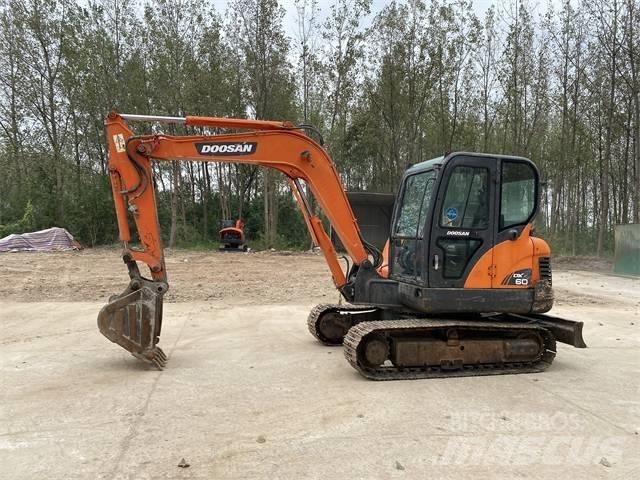Doosan DX 60 Minigravere <7t