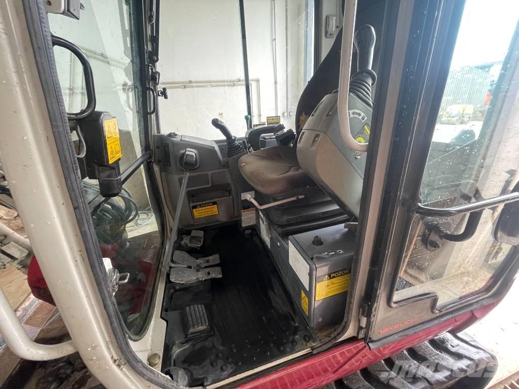 Takeuchi TB 250 Minigravere <7t