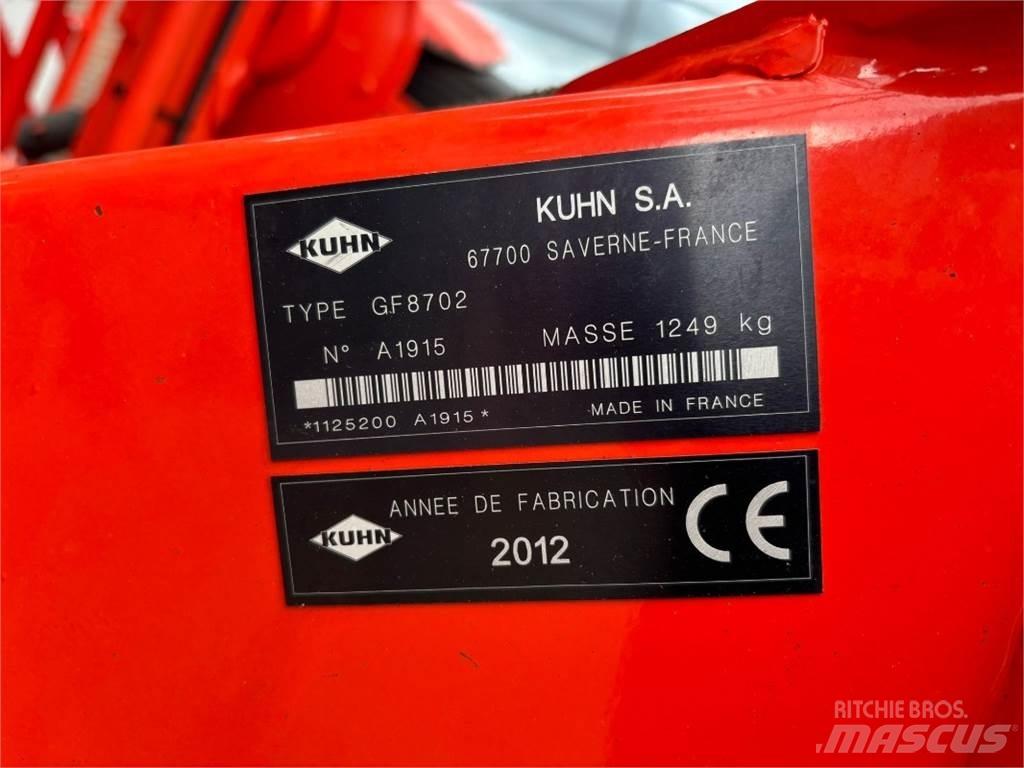 Kuhn GF 8702 Raker og høyvendere