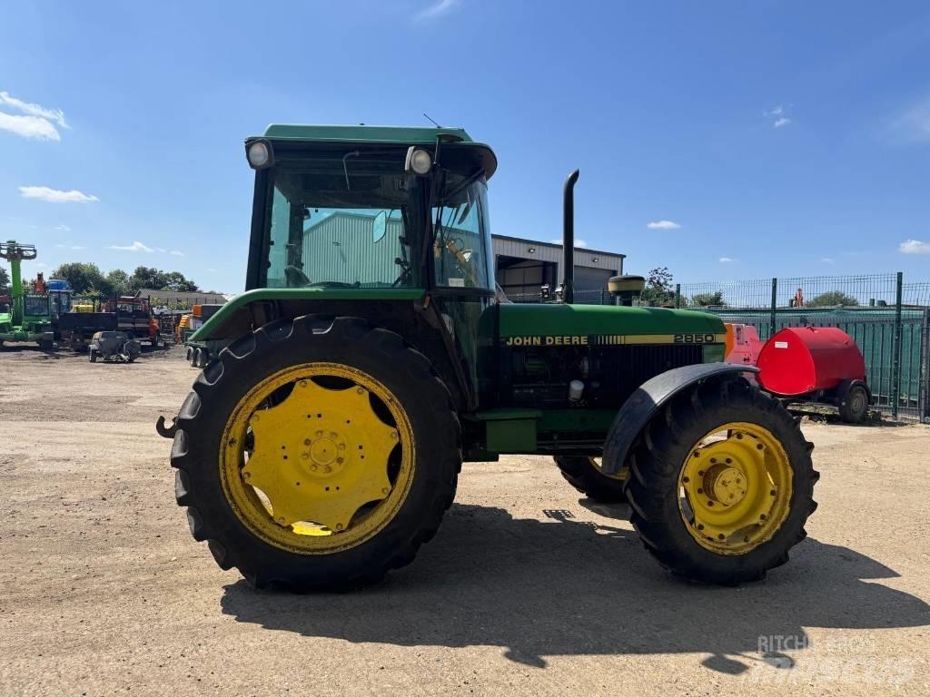 John Deere 2850 Traktorer