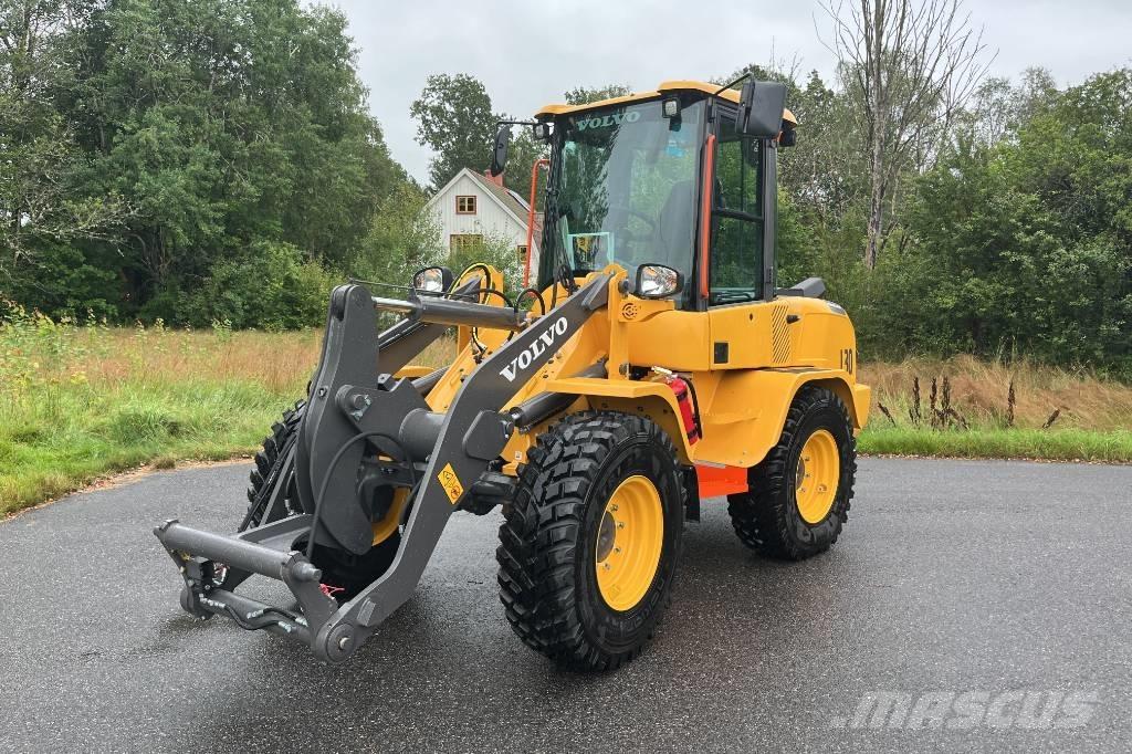 Volvo L 30 Hjullastere
