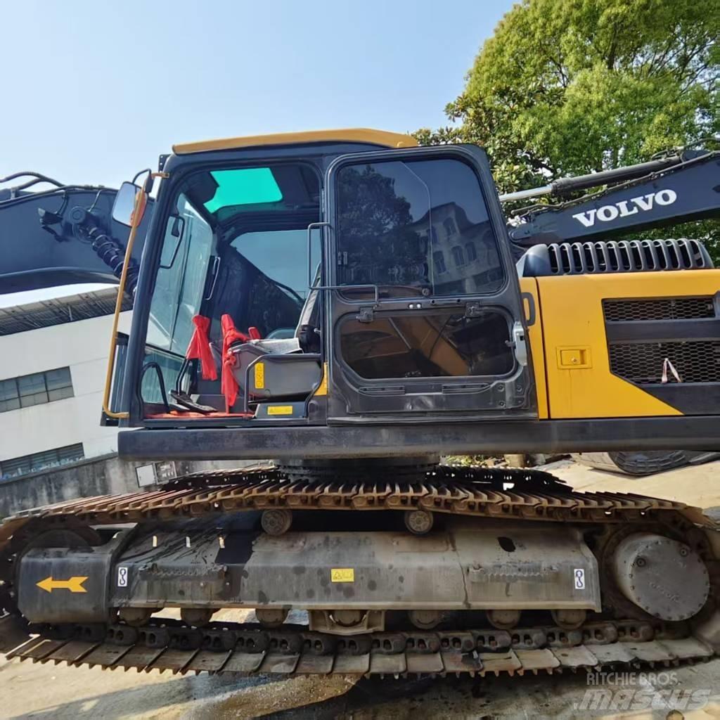 Volvo EC 220 Beltegraver