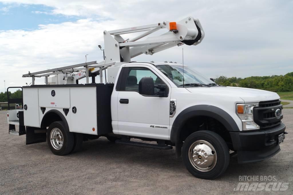 Ford F 550 XL SD Bilmontert lift
