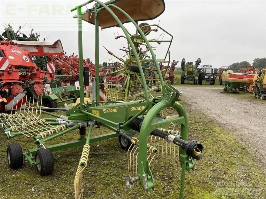 Krone swadro s460 Raker og høyvendere