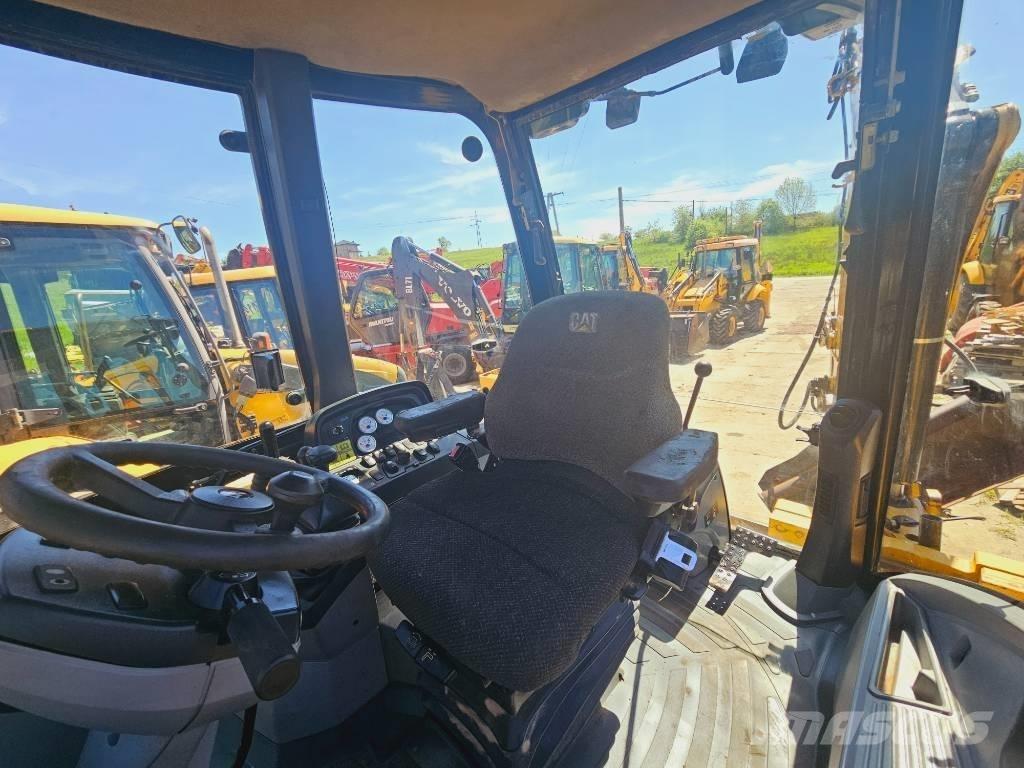 CAT 428 E Traktorgravere