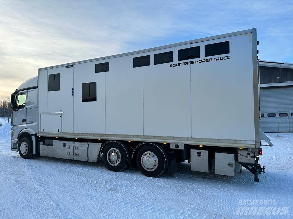 Mercedes-Benz Actros Dyretransport