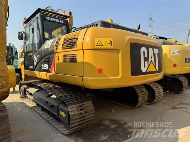 CAT 325 D L Beltegraver