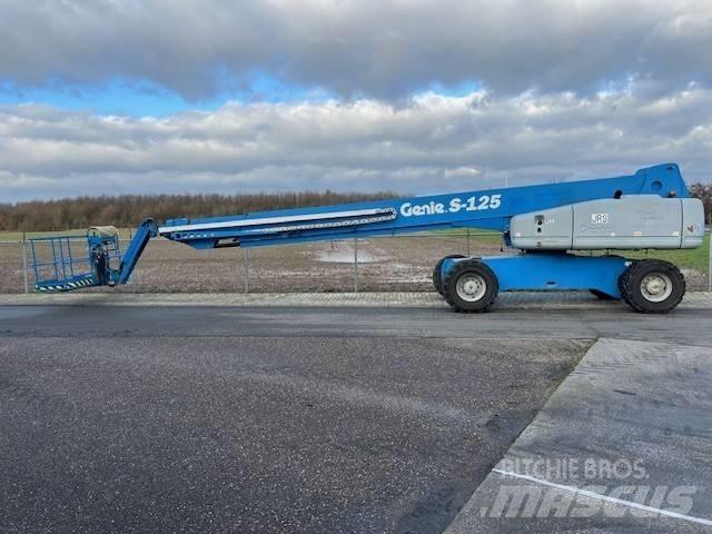 Genie S 125 Teleskop bomlifter