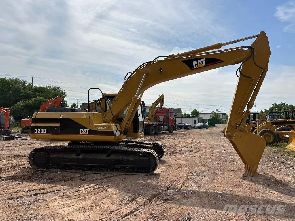 CAT 320 B Beltegraver