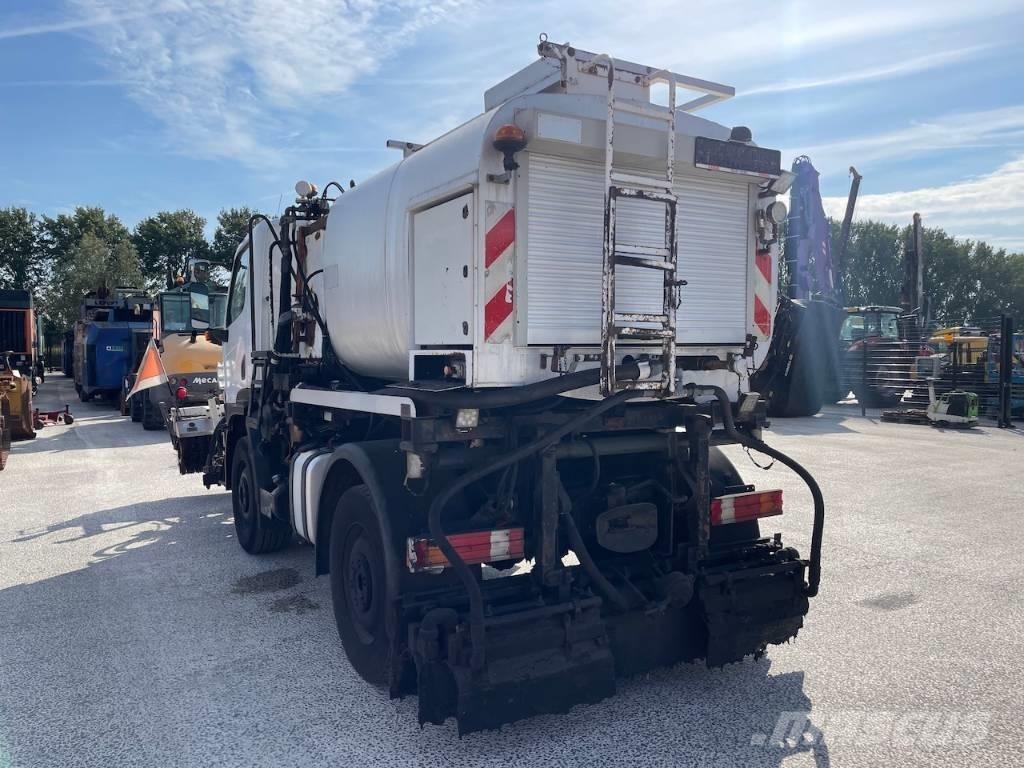 Unimog U20 Bluetec 5 Asfalt/tjære sprøyter