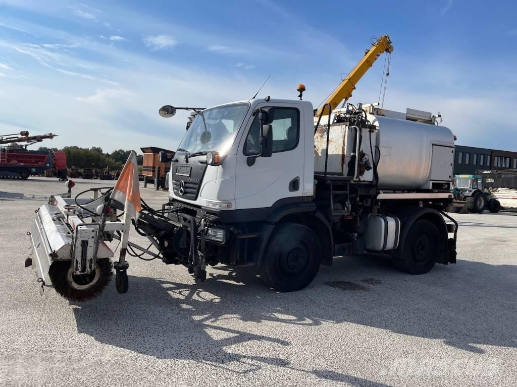Unimog U20 Bluetec 5 Asfalt/tjære sprøyter