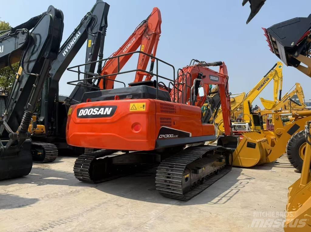 Doosan DX 300 LC Beltegraver