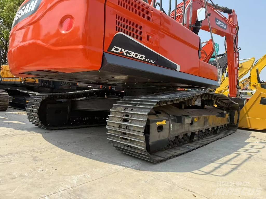 Doosan DX 300 LC Beltegraver