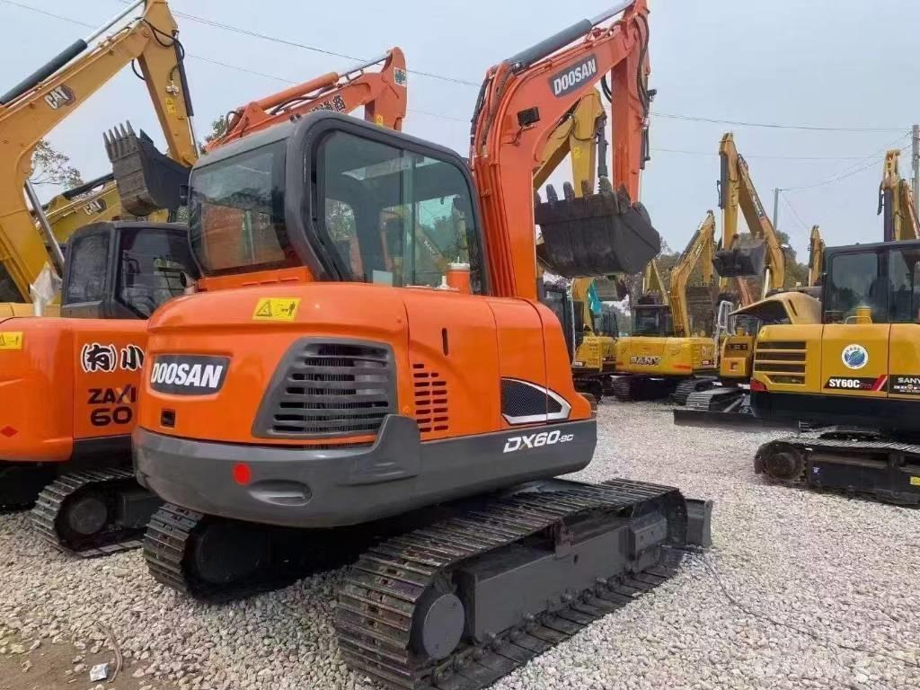 Doosan DX 60 Beltegraver