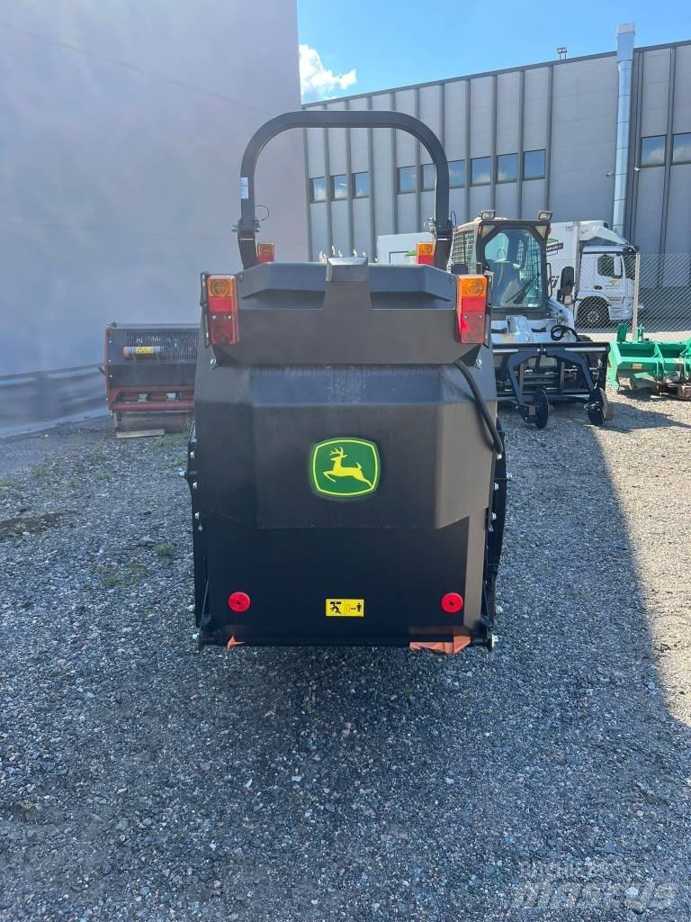 John Deere X950R Sitteklippere