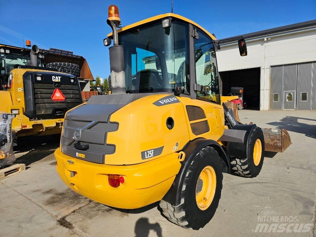 Volvo L 25 F Hjullastere