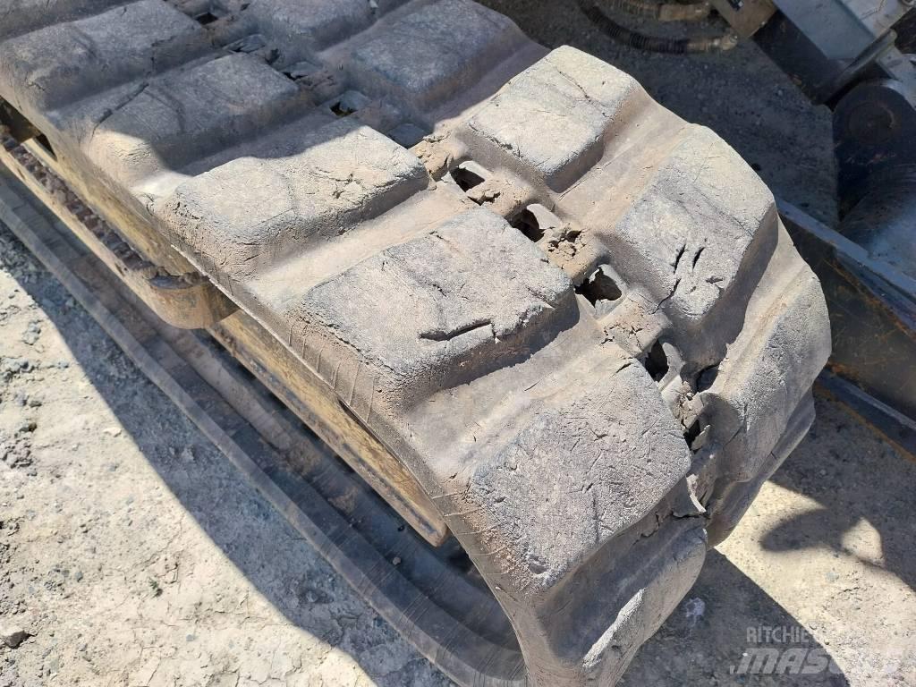 Komatsu PC80MR-5 Midigravere 7 - 12t