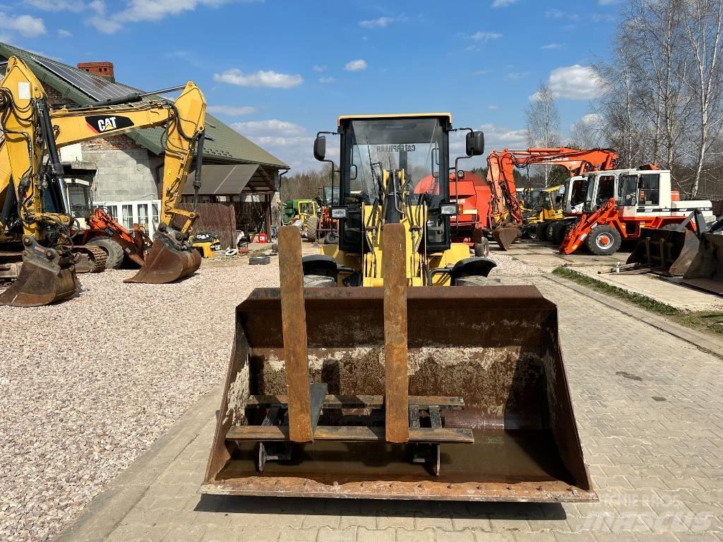 CAT 908 Hjullastere