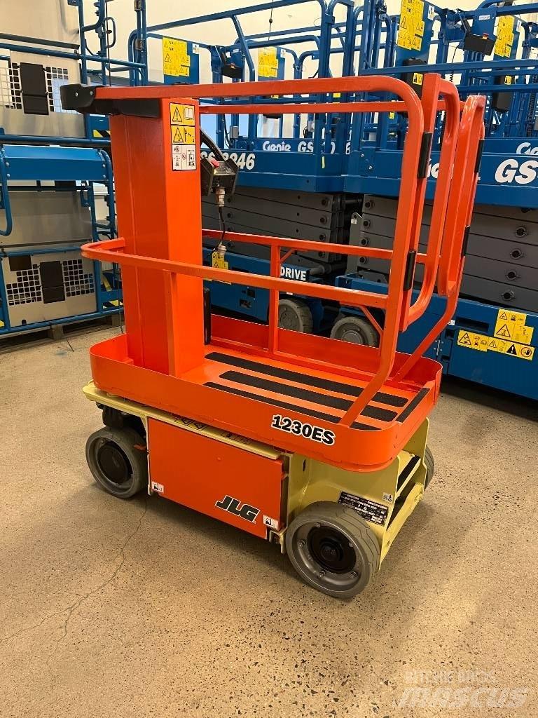 JLG 1230 ES Sakselifter