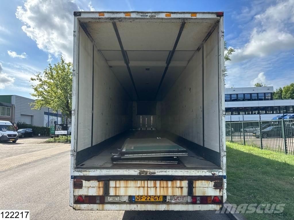 WOT Gesloten bak Lettisolert skaptrailer
