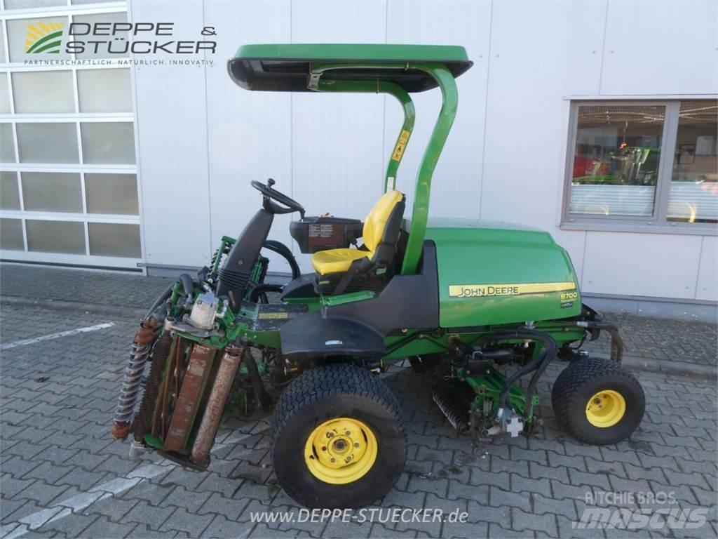 John Deere 8700 Slåmaskiner