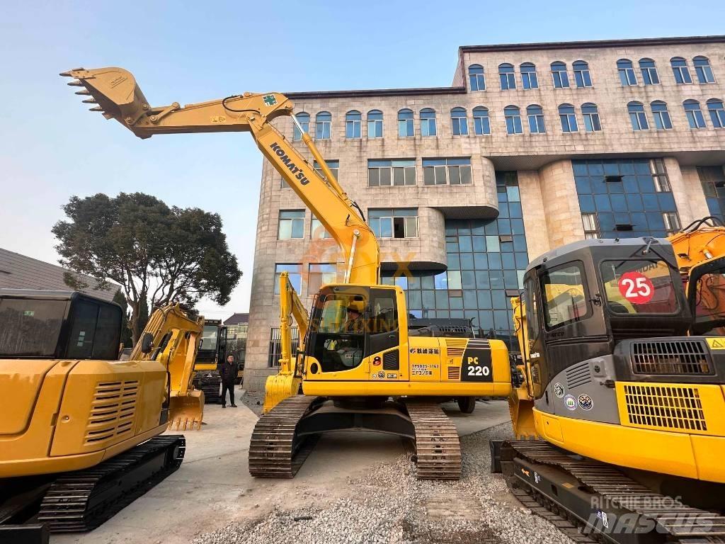 Komatsu PC 220-8 Beltegraver