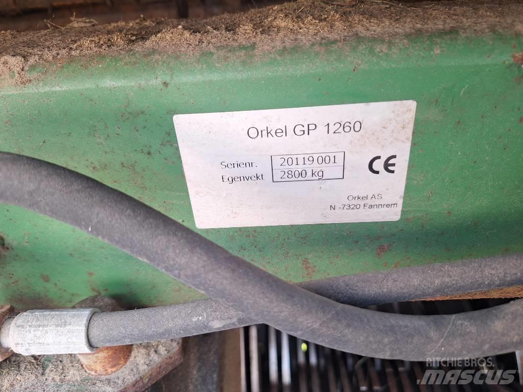Agronic 1302 RR Rundballepresser