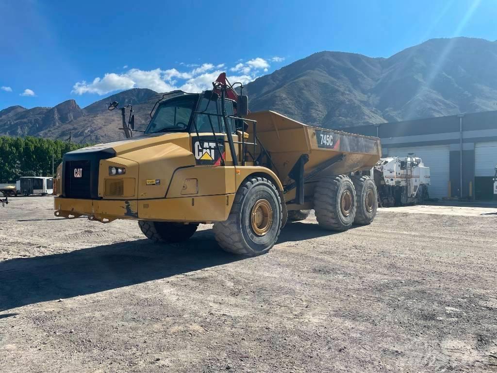 CAT 745 C Rammestyrte Dumpere