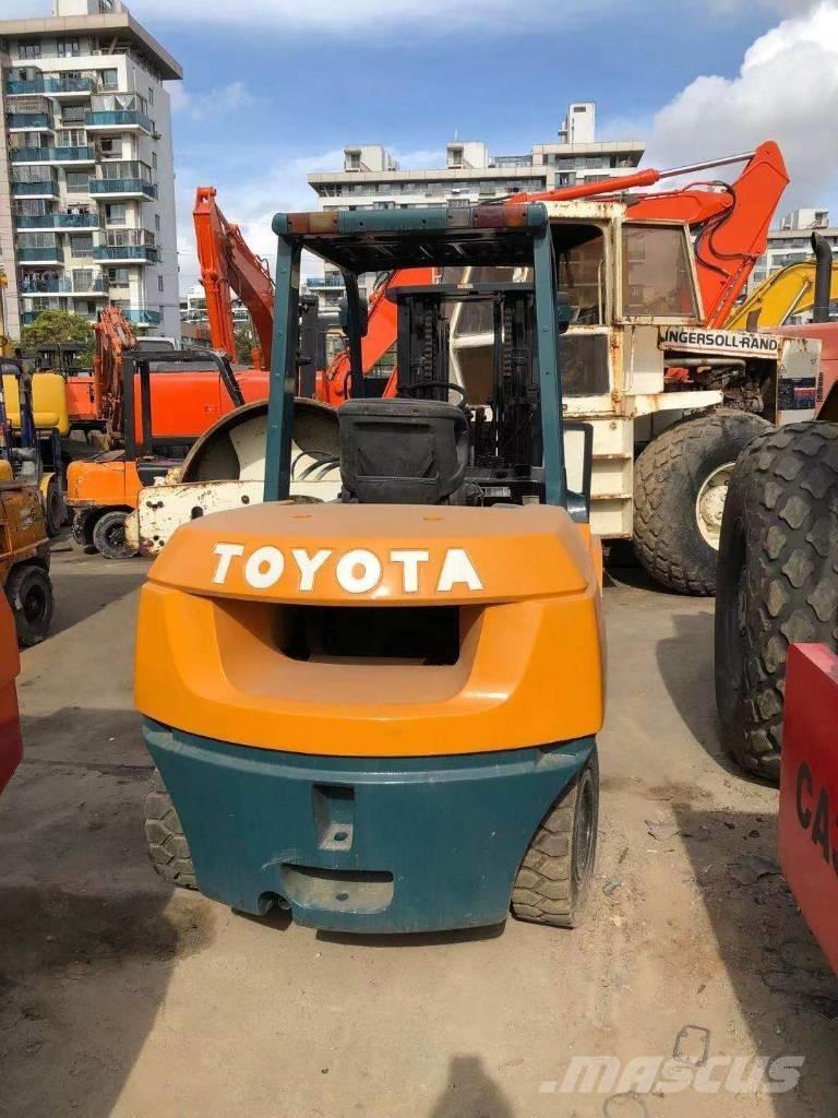 Toyota FD 50 Diesel Trucker