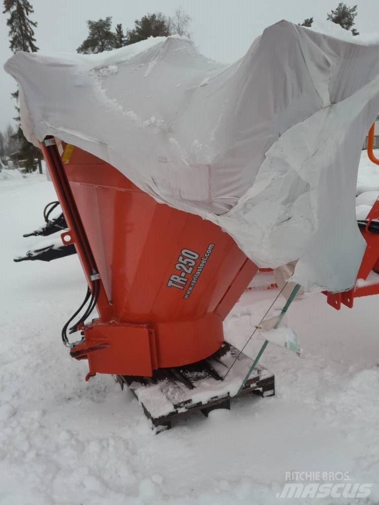 TR 250  HB Snøfresere