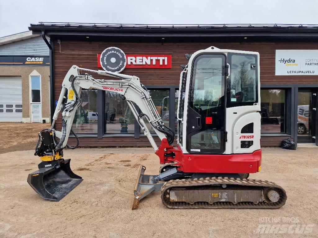 Takeuchi TB 325 R Minigravere <7t