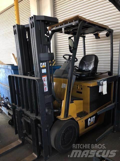 CAT EC30N Elektriske trucker