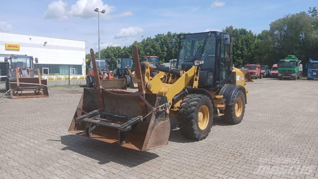 CAT 908 M Hjullastere