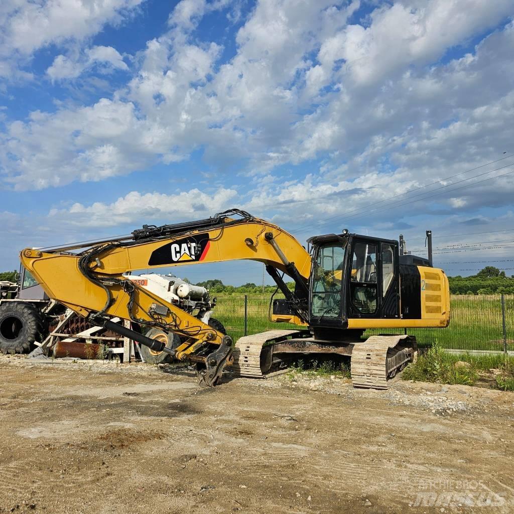 CAT 320 E Beltegraver