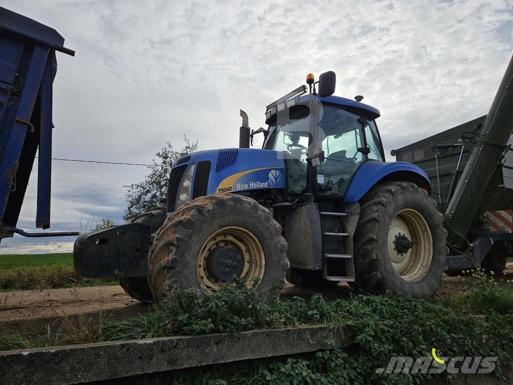 New Holland T 8040 Traktorer