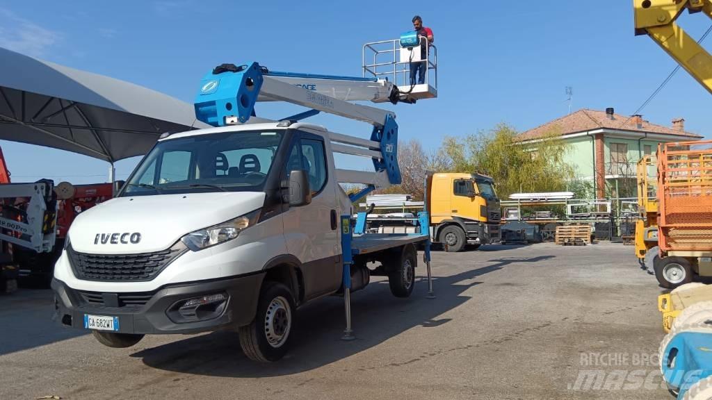 Socage 20D Bilmontert lift