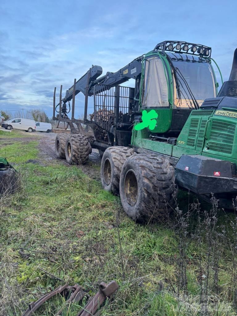 John Deere 1510G Lassbærere
