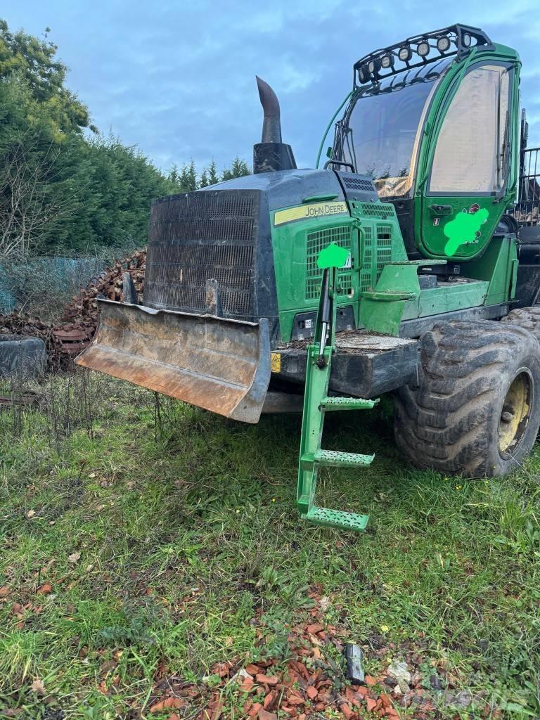 John Deere 1510G Lassbærere