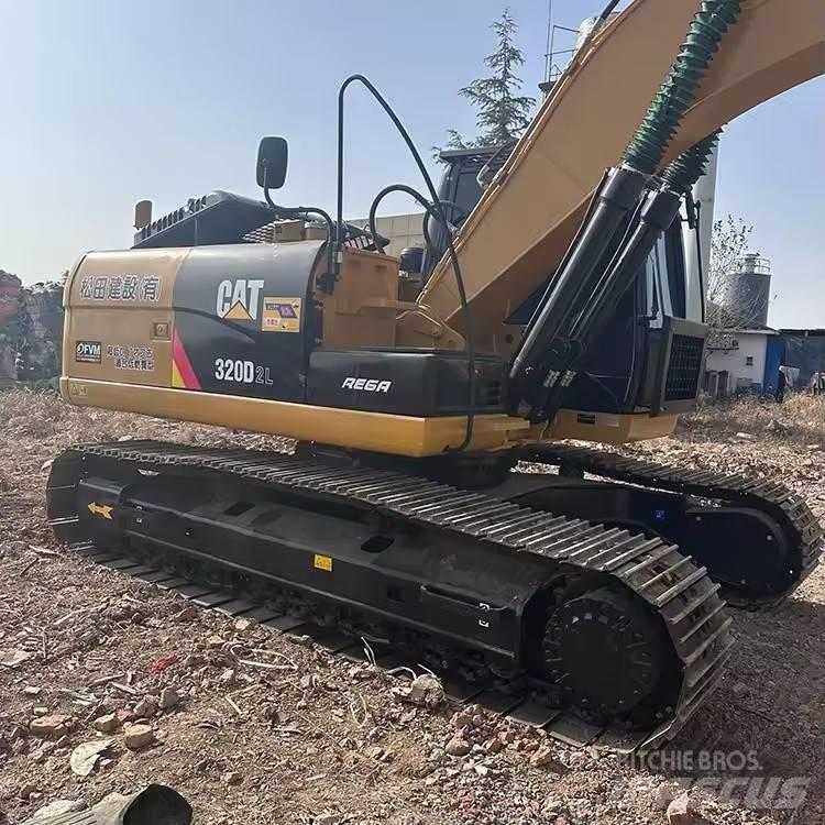CAT 320 D2L Beltegraver