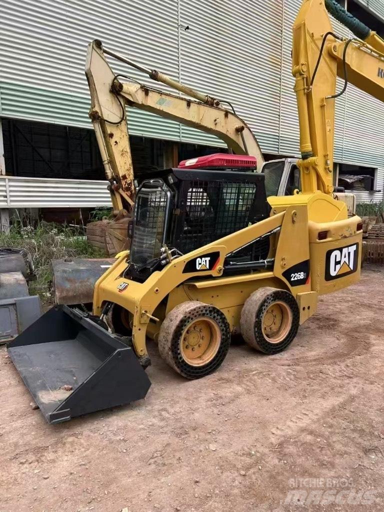 CAT 226 B 3 Kompaktlastere