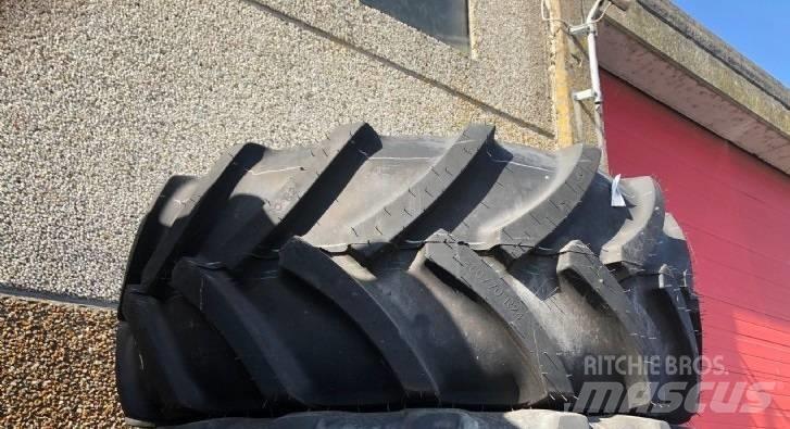 Mitas 460/70R24 Dekk, hjul og felger