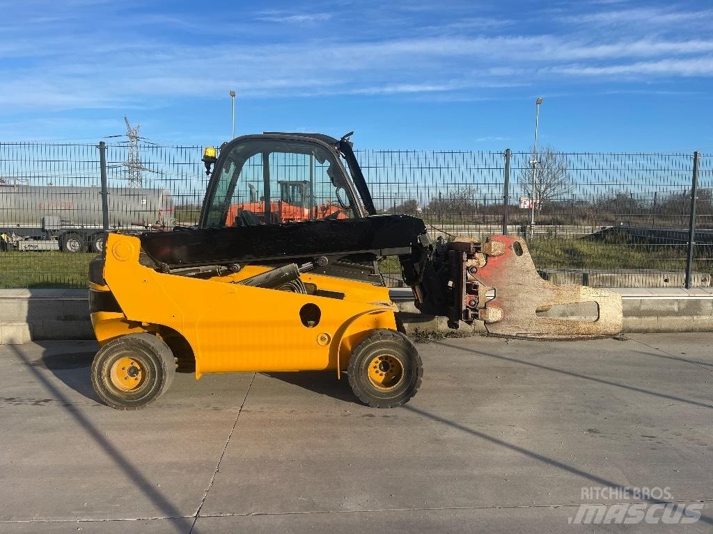 JCB TLT 35 D / 4x4 Teleskoplastere