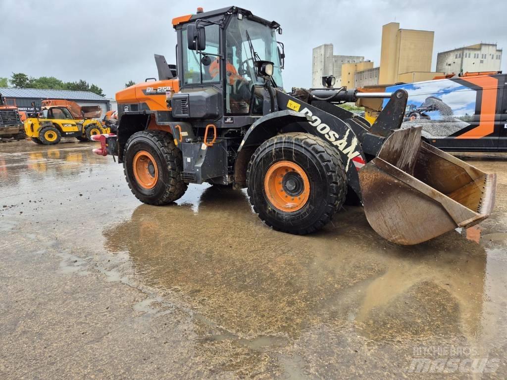 Doosan DL 250-7 Hjullastere