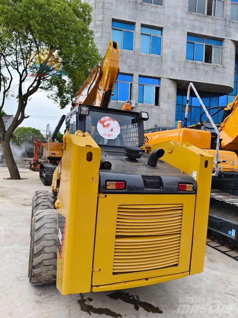 CAT 226 C Kompaktlastere