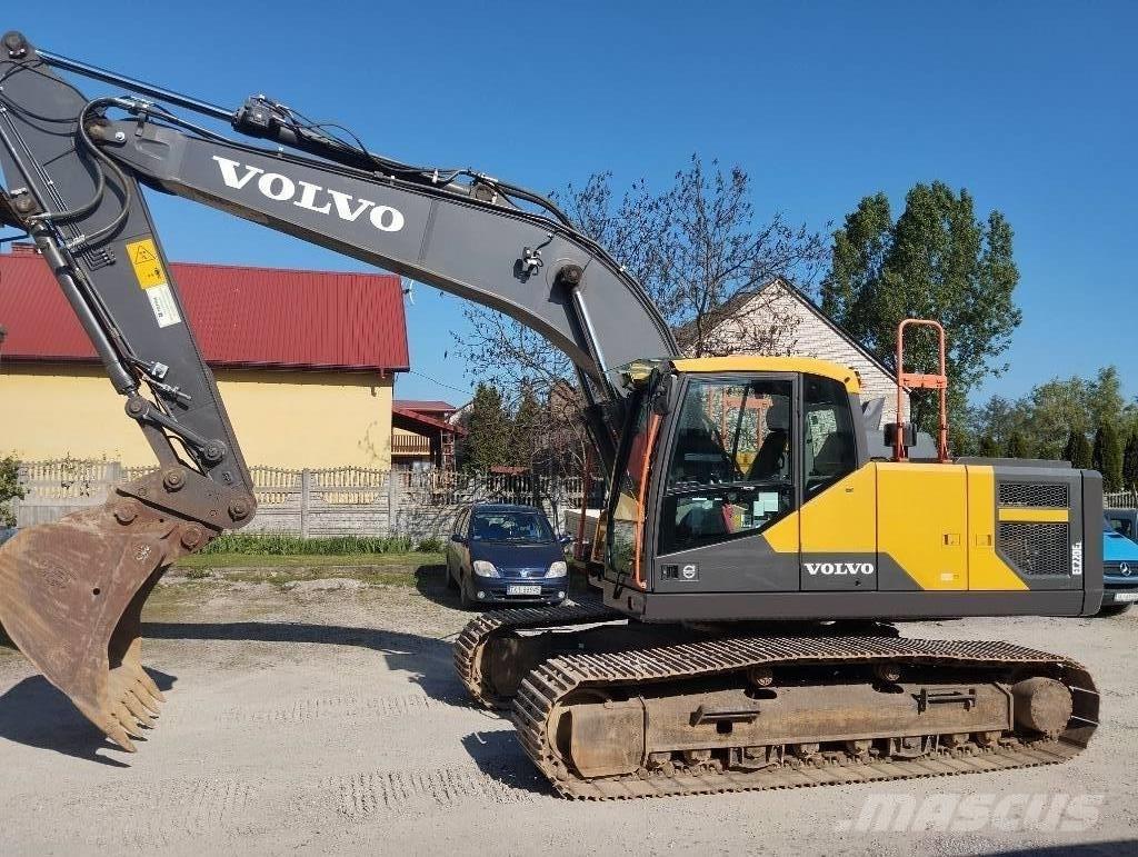 Volvo EC 220 E Beltegraver