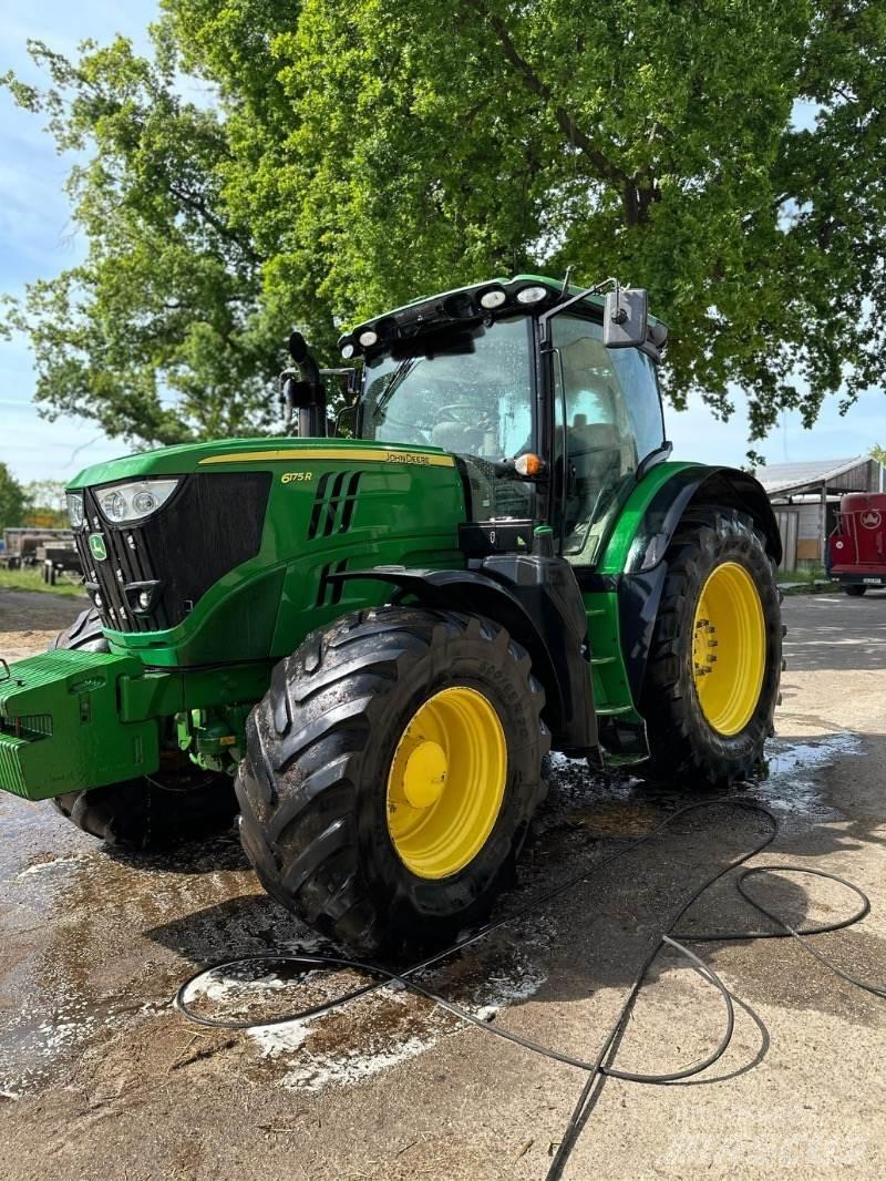 John Deere 6175 r Traktorer