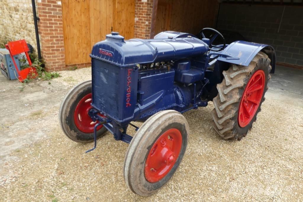  standard fordson Traktorer