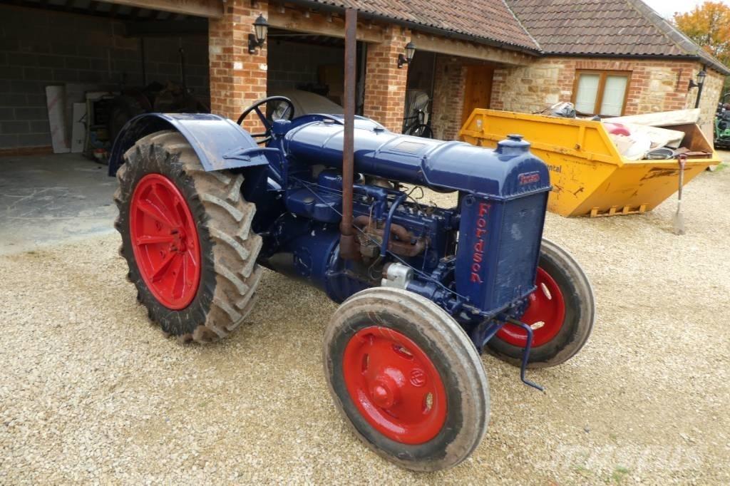  standard fordson Traktorer
